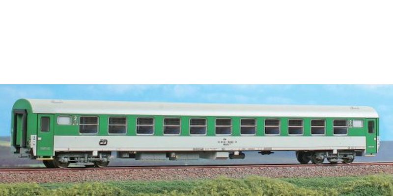 Rýchlikový vagón B ČD (zelenobiely) [H0]